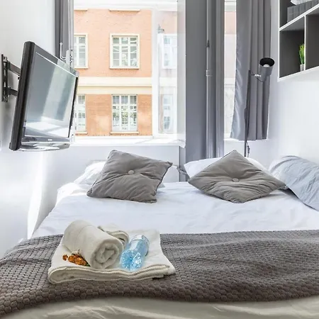 Lovely In Xvi Apartment Paris